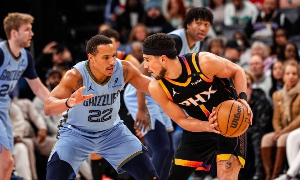 湖人关键时刻失误不断，球队憾负对手，数据投资.